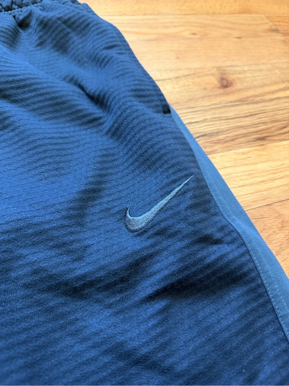 Nike Men’s Black & Dark Gray Training Joggers